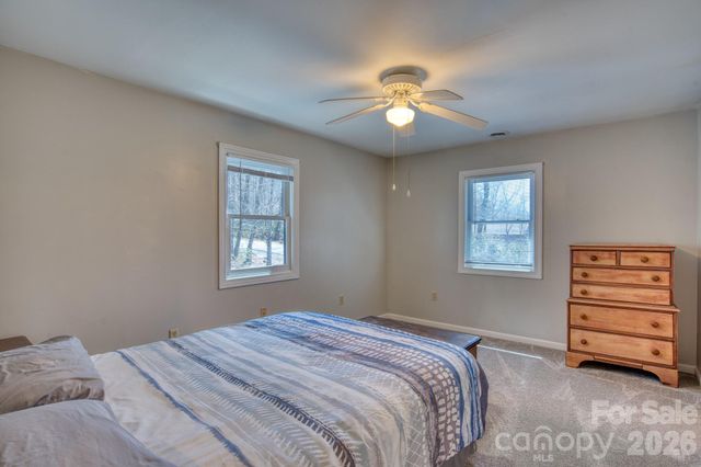 46 Wahuhu Court, Brevard, NC 28712