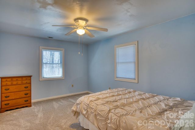 46 Wahuhu Court, Brevard, NC 28712