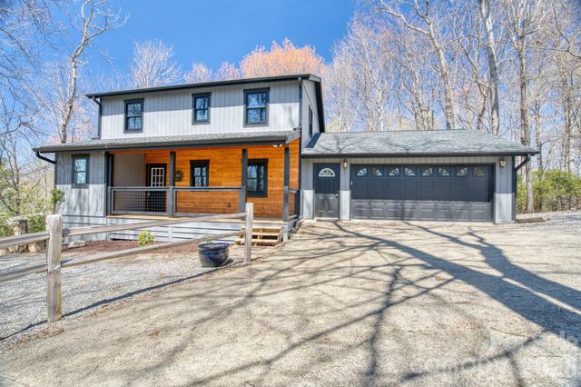 46 Wahuhu Court, Brevard, NC 28712