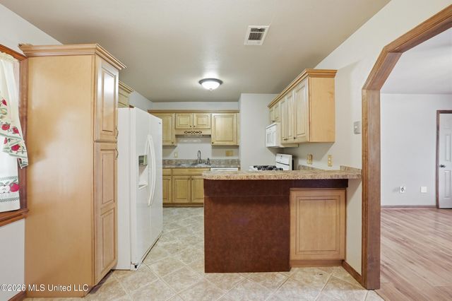 103 Forest Drive, D'iberville, MS 39540