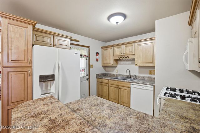 103 Forest Drive, D'iberville, MS 39540