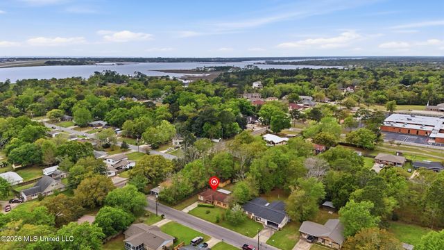 103 Forest Drive, D'iberville, MS 39540