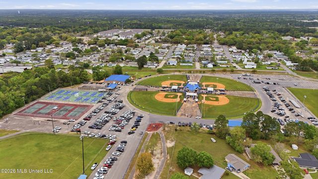 103 Forest Drive, D'iberville, MS 39540