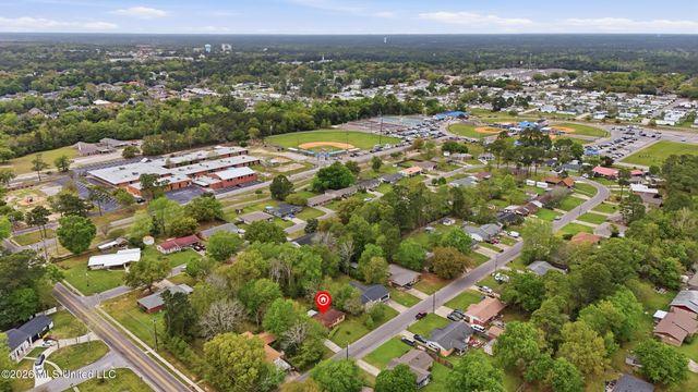 103 Forest Drive, D'iberville, MS 39540