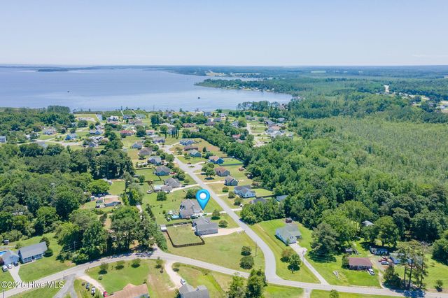 101 Doxey Creek Road, Currituck, NC 27929