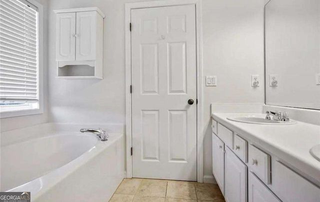 1163 Ozora Farms Court, Loganville, GA 30052