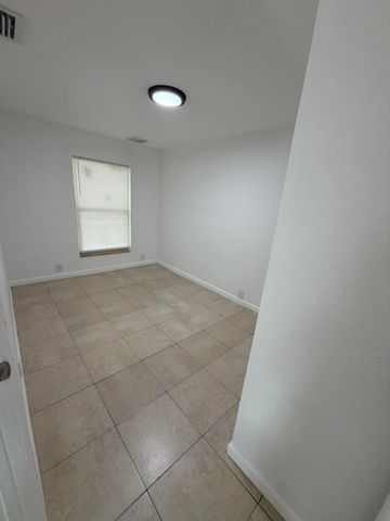 926 S F Street, Lake Worth Beach, FL 33460