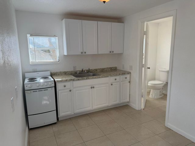 926 S F Street, Lake Worth Beach, FL 33460