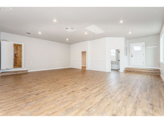 701 Nw 184TH St, Ridgefield, WA 98642