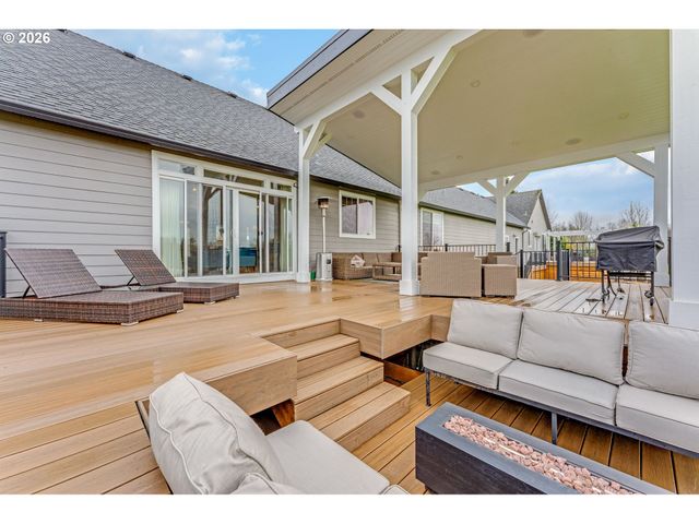 701 Nw 184TH St, Ridgefield, WA 98642
