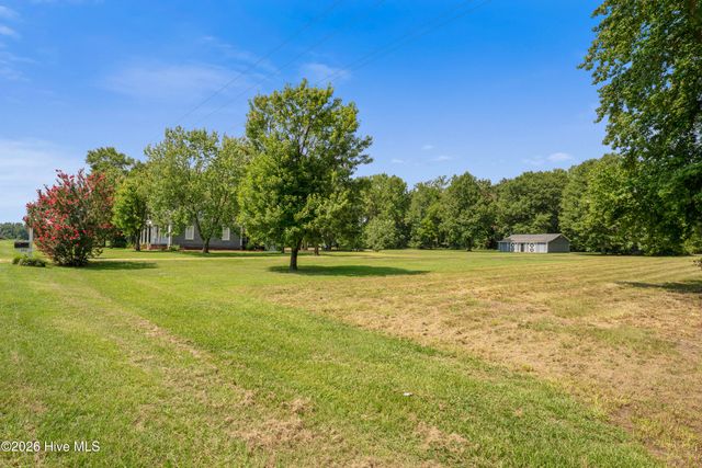 150 Kader Merritt Road, Rose Hill, NC 28458