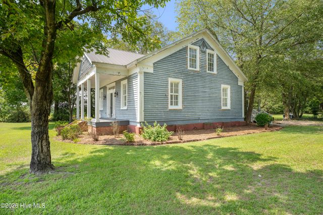 150 Kader Merritt Road, Rose Hill, NC 28458