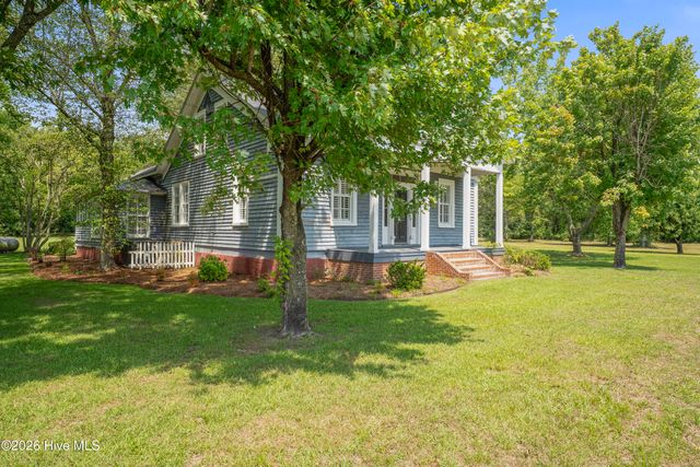 150 Kader Merritt Road, Rose Hill, NC 28458