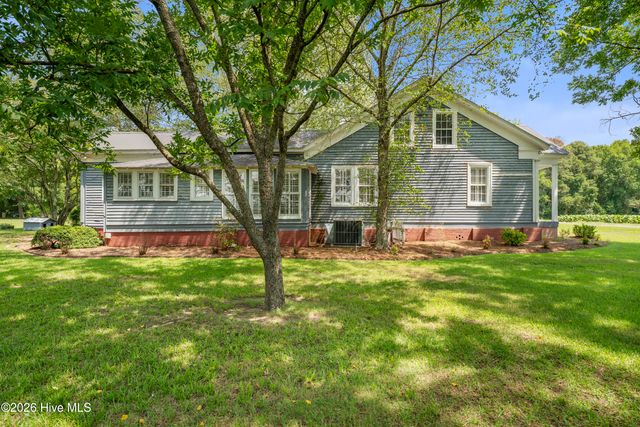 150 Kader Merritt Road, Rose Hill, NC 28458