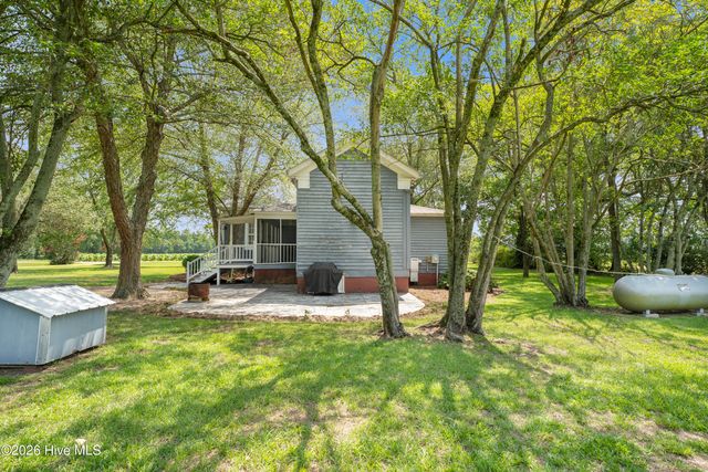 150 Kader Merritt Road, Rose Hill, NC 28458