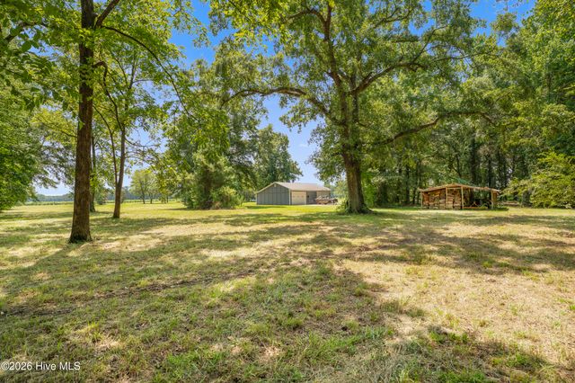 150 Kader Merritt Road, Rose Hill, NC 28458
