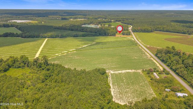 150 Kader Merritt Road, Rose Hill, NC 28458