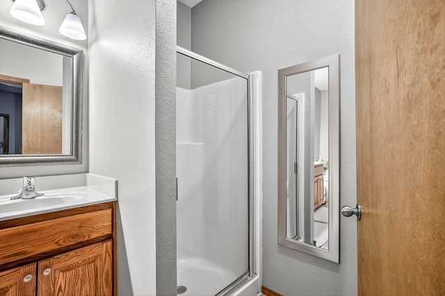 600 S Kiowa Court, Strafford, MO 65757