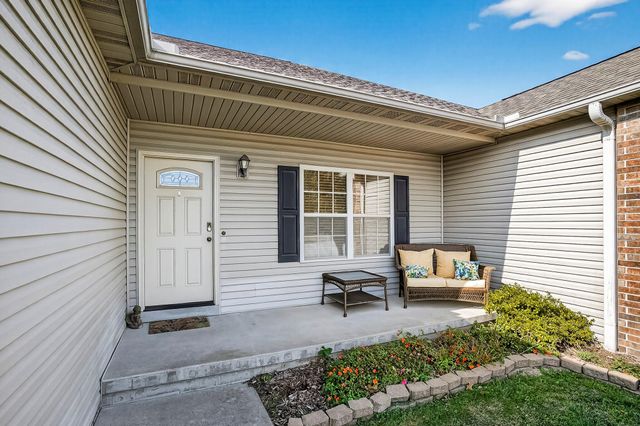 600 S Kiowa Court, Strafford, MO 65757