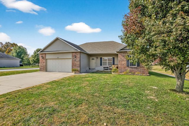 600 S Kiowa Court, Strafford, MO 65757