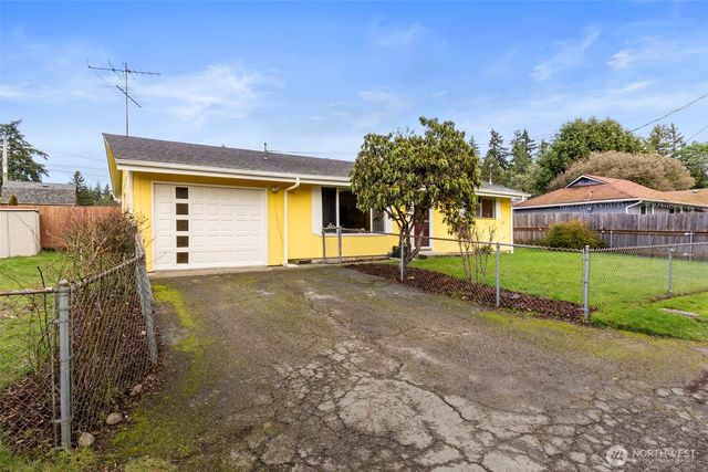 2602 Dodge Street NE, Bremerton, WA 98310