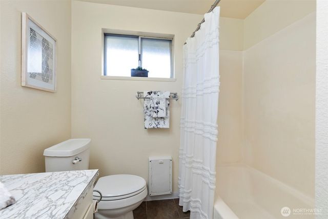 2602 Dodge Street NE, Bremerton, WA 98310