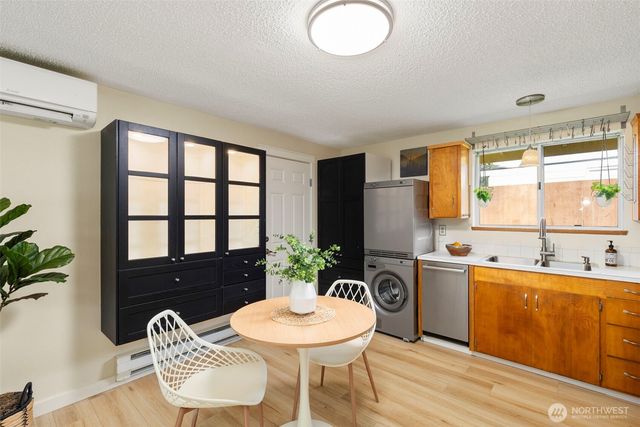 2602 Dodge Street NE, Bremerton, WA 98310