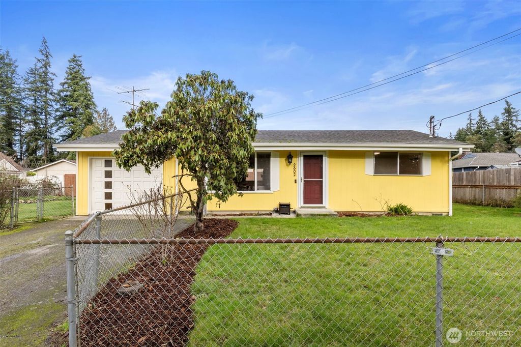 2602 Dodge Street NE, Bremerton, WA 98310