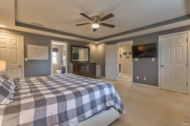 1906 N Keystone Court, Huntingburg, IN 47542