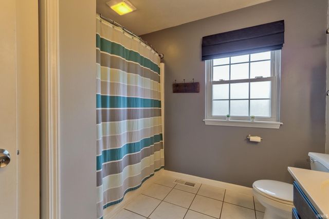 1906 N Keystone Court, Huntingburg, IN 47542