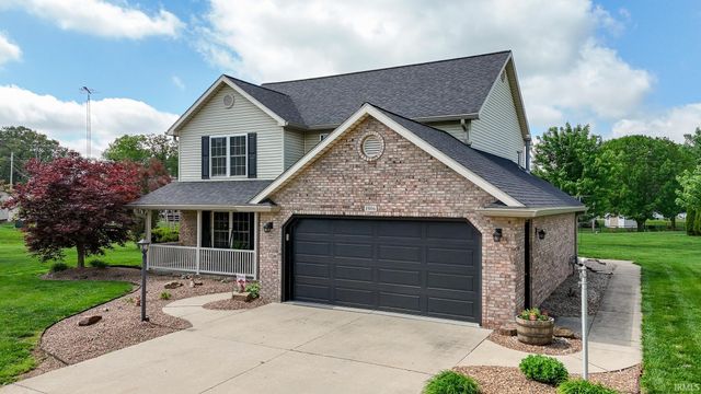 1906 N Keystone Court, Huntingburg, IN 47542