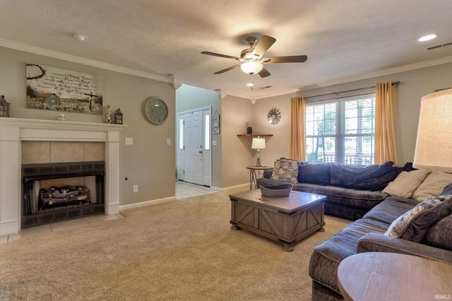 1906 N Keystone Court, Huntingburg, IN 47542