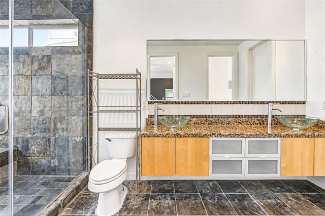 2234 Leeland Street, Houston, TX 77003