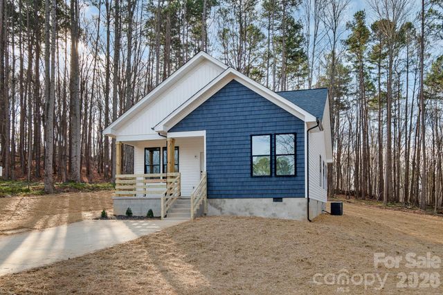 214 Knollwood Circle, Albemarle, NC 28001