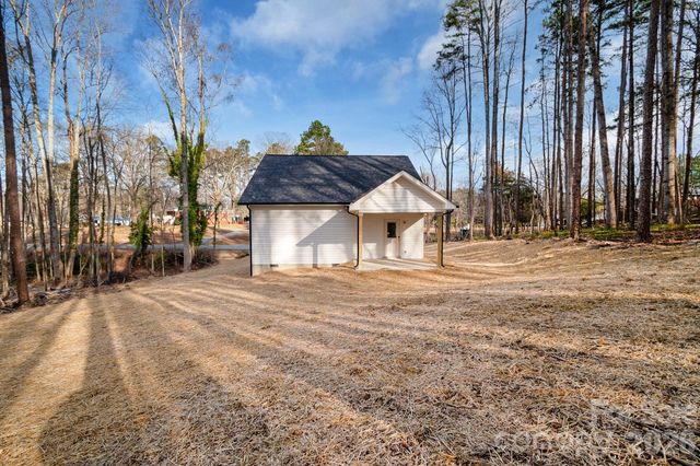 214 Knollwood Circle, Albemarle, NC 28001