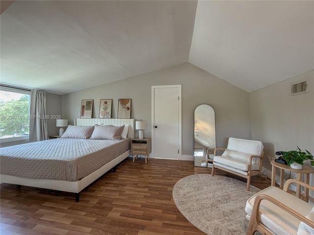 1813 SW 10th St 1813, Fort Lauderdale, FL 33312