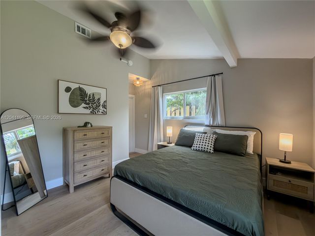 1813 SW 10th St 1813, Fort Lauderdale, FL 33312