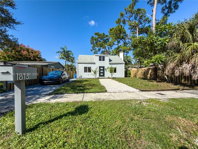 1813 SW 10th St 1813, Fort Lauderdale, FL 33312