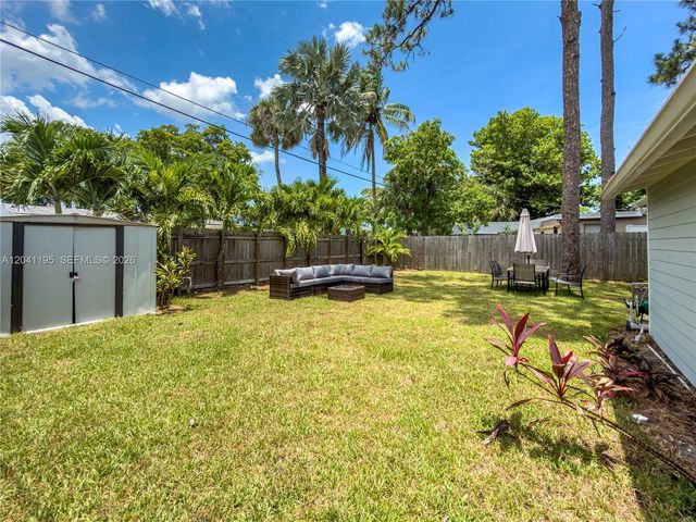 1813 SW 10th St 1813, Fort Lauderdale, FL 33312