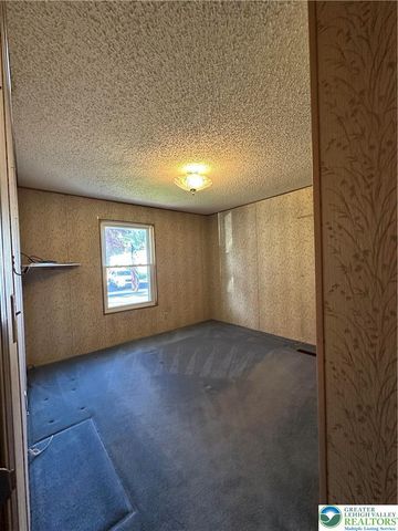 80 Juniper Court, East Allen Twp, PA 18014