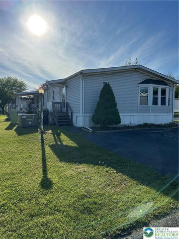 80 Juniper Court, East Allen Twp, PA 18014
