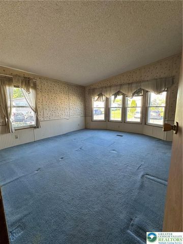 80 Juniper Court, East Allen Twp, PA 18014
