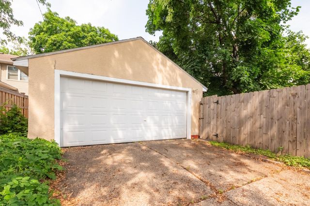 5335 41st Avenue S, Minneapolis, MN 55417