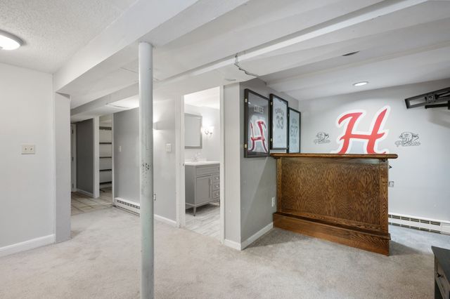 631 Central St, Holliston, MA 01746