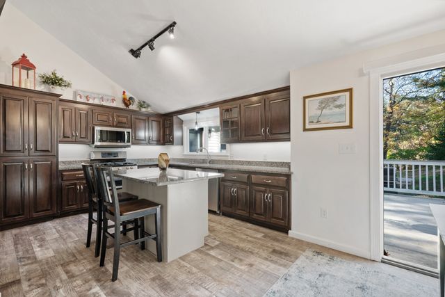 631 Central St, Holliston, MA 01746