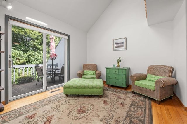 38 Woodland Park Dr 38, Haverhill, MA 01830