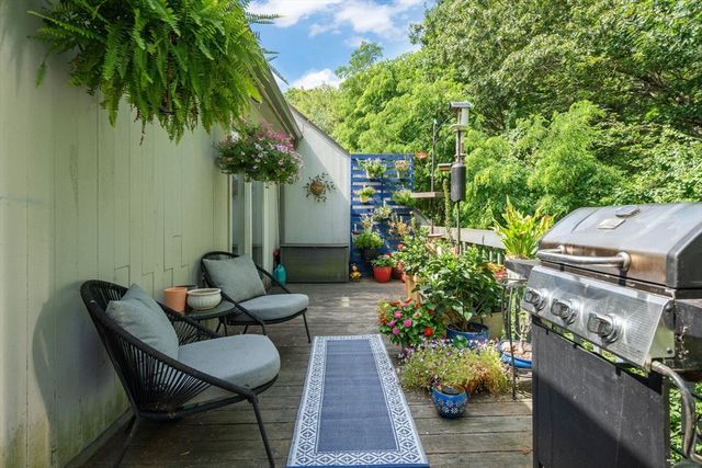 38 Woodland Park Dr 38, Haverhill, MA 01830