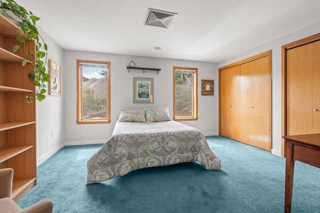 38 Woodland Park Dr 38, Haverhill, MA 01830