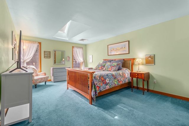 38 Woodland Park Dr 38, Haverhill, MA 01830