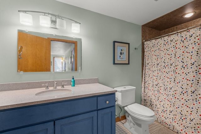 38 Woodland Park Dr 38, Haverhill, MA 01830